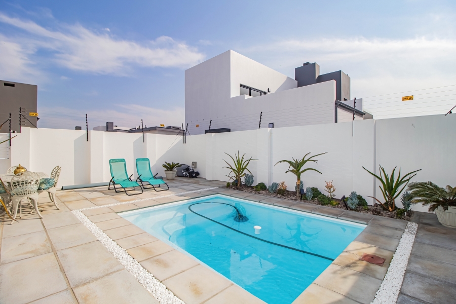 4 Bedroom Property for Sale in Sandown Western Cape